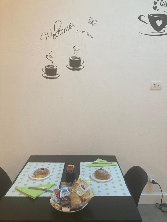 Morra'S Room เนเปิลส์ ภายนอก รูปภาพ